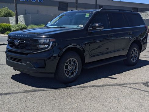 New 2026 Ford Expedition Active RWD image 5