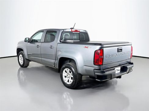 Used 2022 Chevrolet Colorado LT w/ LT Convenience Package image 7