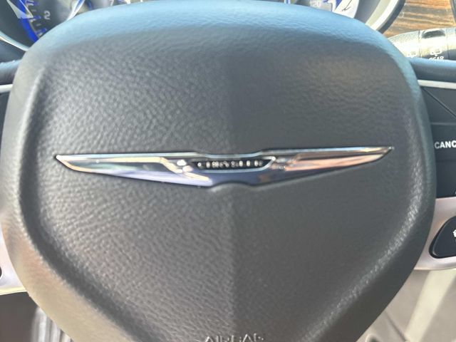 Used 2022 Chrysler Pacifica Pinnacle FWD image 22