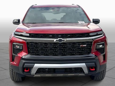 New 2026 Chevrolet Traverse Z71 w/ Driver Confidence Package image 3