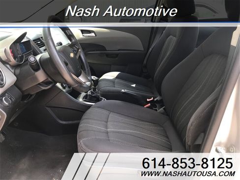 Used 2013 Chevrolet Sonic LT image 9