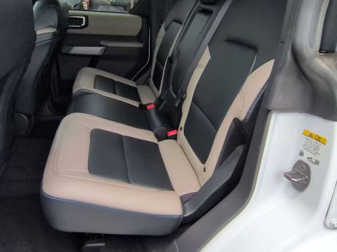 Used 2023 Ford Bronco Wildtrak AWD/4WD image 18