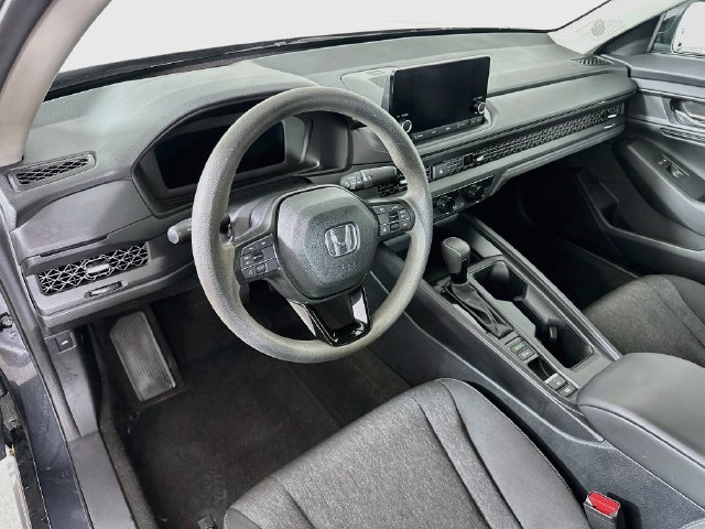 Certified 2025 Honda Accord SE image 20