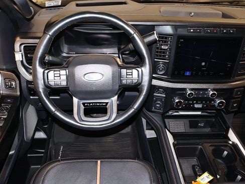 Certified 2024 Ford F250 Platinum image 23