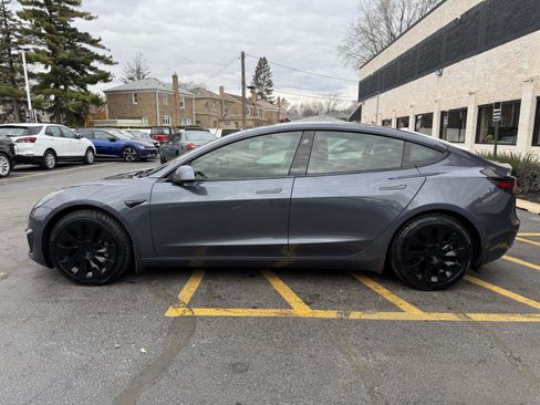 Used 2021 Tesla Model 3 Long Range image 16