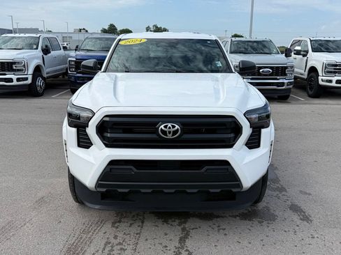 Used 2024 Toyota Tacoma SR RWD image 40