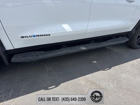 Used 2025 Chevrolet Silverado EV LT w/ LPO, Dark Package Plus image 23