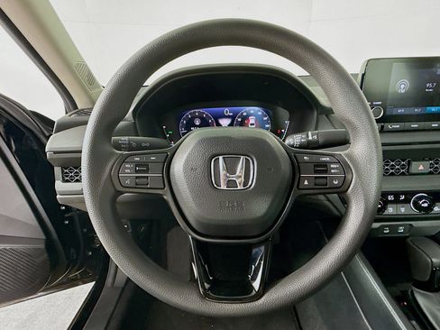New 2025 Honda Accord SE image 9