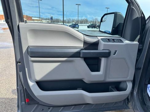 Used 2018 Ford F150 XL w/ Equipment Group 101A Mid image 10