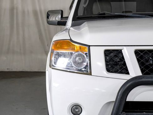 Used 2012 Nissan Armada SV RWD image 37