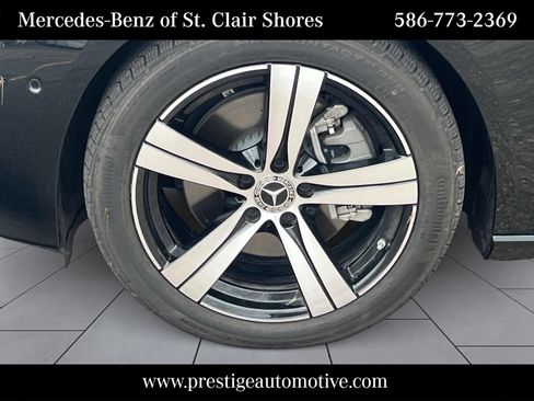 Used 2025 Mercedes-Benz C 300 4MATIC Sedan image 10