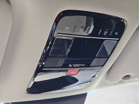 Certified 2025 Hyundai Santa Fe SEL FWD image 22