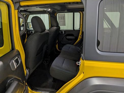 Used 2021 Jeep Wrangler Unlimited Islander image 9