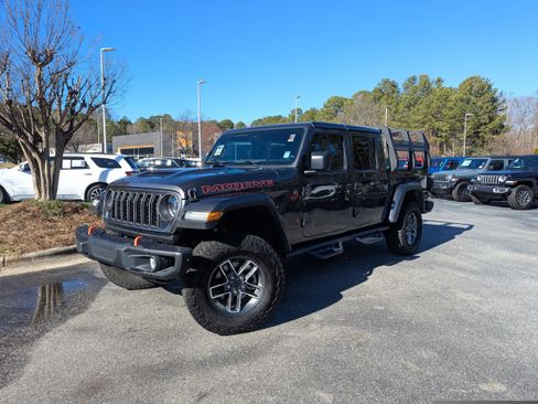 Certified 2024 Jeep Gladiator Mojave image 1