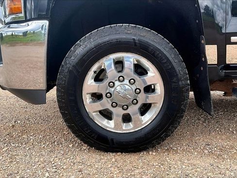 Used 2017 Chevrolet Silverado 3500 LTZ w/ Duramax Plus Package AWD/4WD image 32