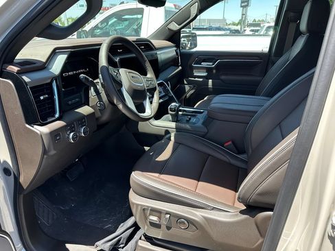 New 2026 GMC Sierra 1500 Denali w/ Technology Package AWD/4WD image 7