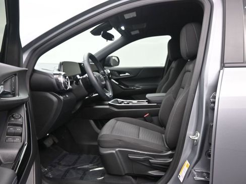 Used 2026 Chevrolet Equinox LT w/ Midnight Edition FWD image 12
