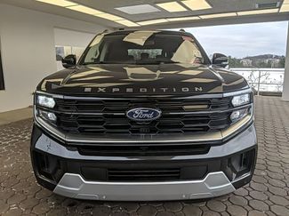 Used 2025 Ford Expedition Max Platinum video 2