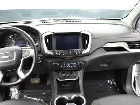Used 2020 GMC Terrain SLT w/ Preferred Package image 9