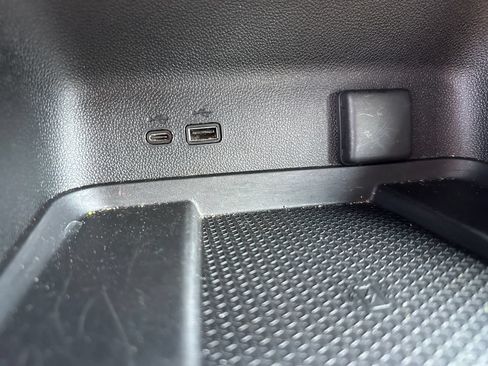 Used 2024 Chevrolet Traverse RS w/ LPO, Floor Liner Package AWD/4WD image 21