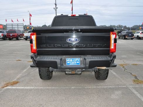 Used 2023 Ford F250 Lariat w/ Sport Appearance Package image 4