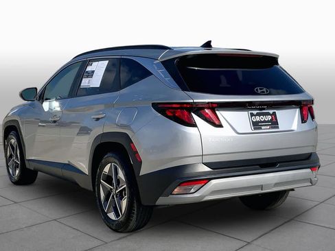 Used 2025 Hyundai Tucson SEL FWD image 12