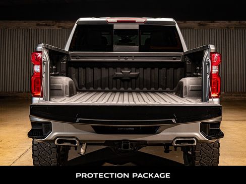 Used 2024 Chevrolet Silverado 1500 RST image 8