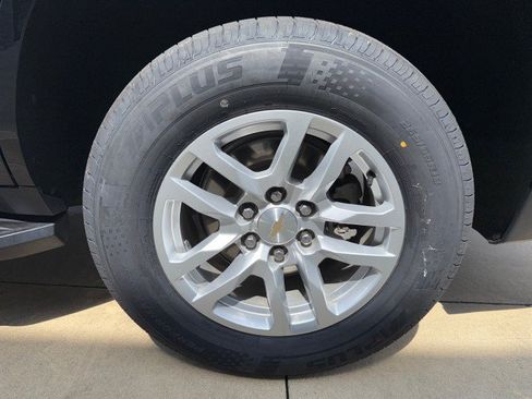 Used 2024 Chevrolet Tahoe LT AWD/4WD image 14