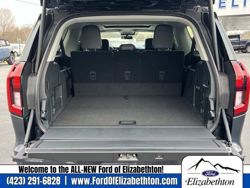 New 2025 Ford Expedition Max Active image 21