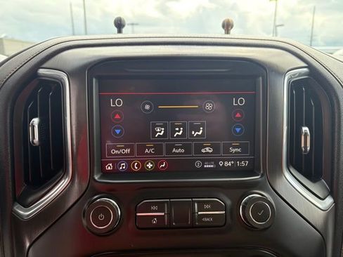 Used 2020 GMC Sierra 2500 AT4 w/ Gooseneck/5TH Wheel Package image 21