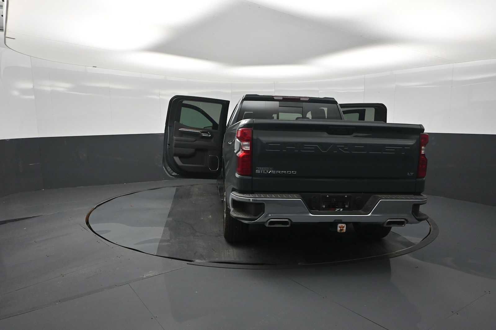 Used 2025 Chevrolet Silverado 1500 LT w/ Z71 Off-Road Package AWD/4WD image 70