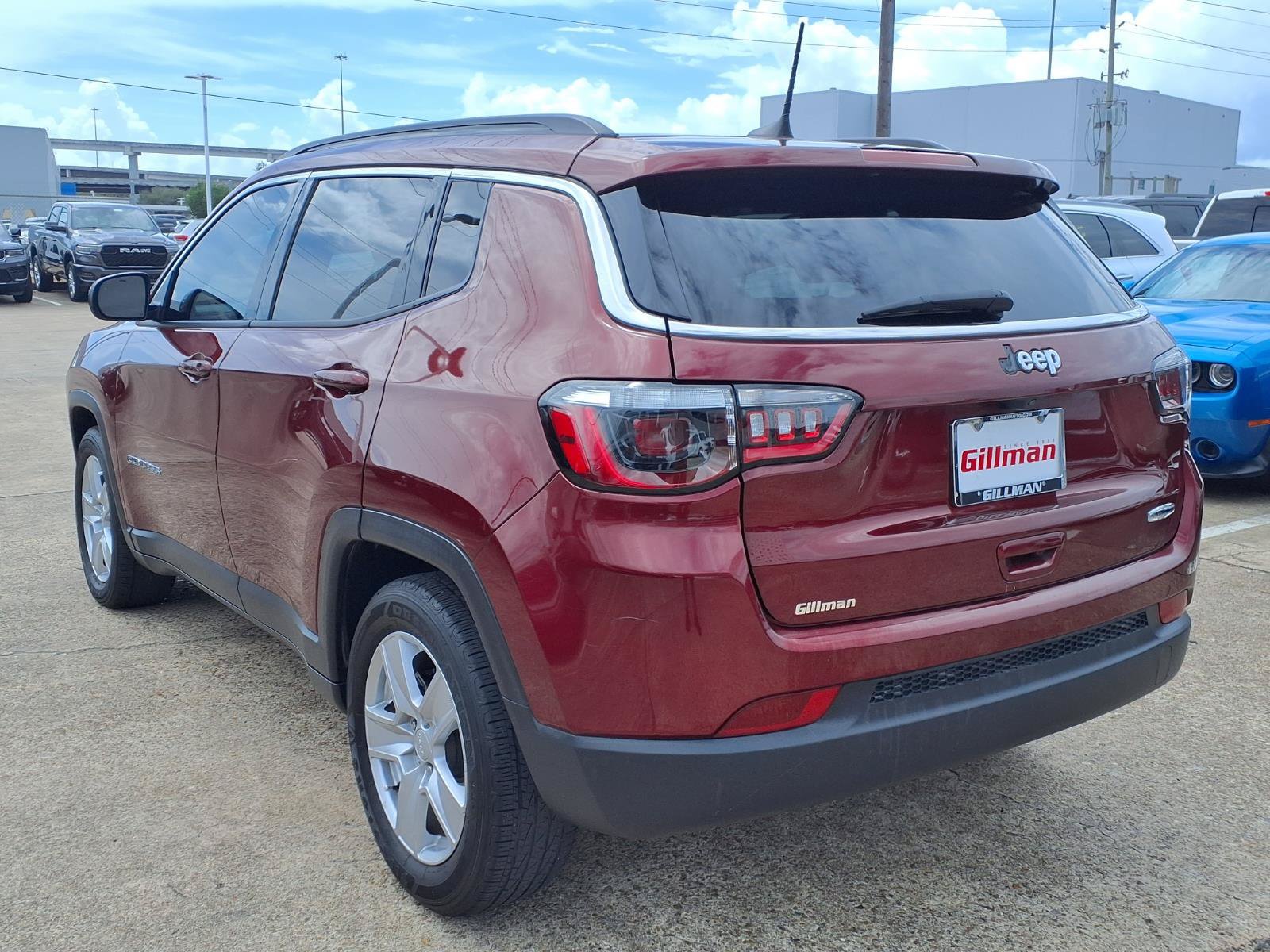 Used 2022 Jeep Compass Latitude w/ Convenience Group FWD image 4