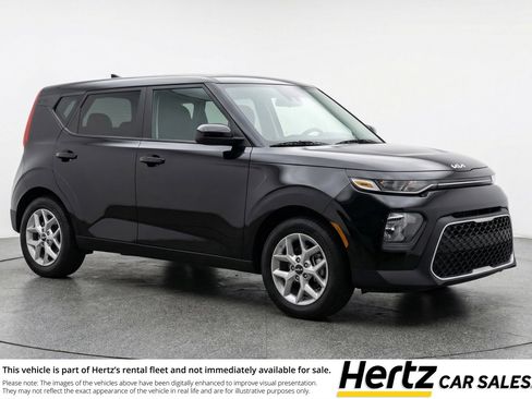 Used 2025 Kia Soul LX w/ LX Technology Package image 1