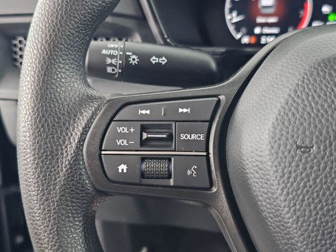 Used 2025 Honda CR-V EX image 28