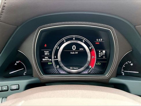 Used 2020 Lexus LS 500 w/ Interior Upgrade Package image 26