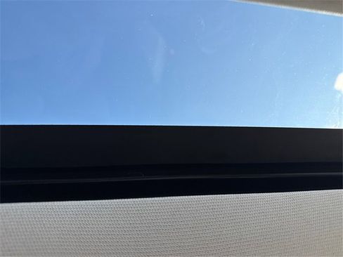 Certified 2021 Ford Escape Titanium w/ Titanium Elite Package image 28