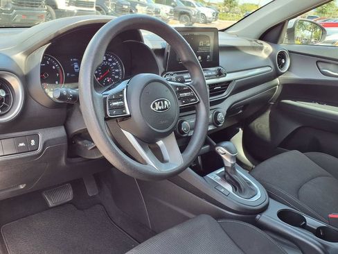 Used 2021 Kia Forte LXS FWD image 18
