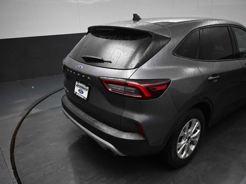 Used 2025 Ford Escape Active FWD image 12