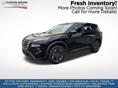 Used 2025 Nissan Rogue SV