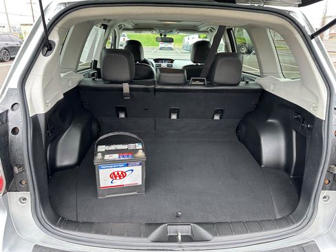 Used 2014 Subaru Forester 2.0XT Touring AWD/4WD image 8