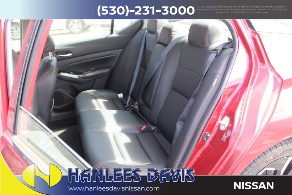 Used 2023 Nissan Altima 2.5 SR FWD image 14