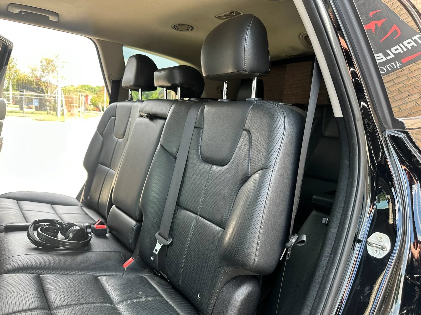 Used 2022 Kia Telluride EX FWD image 12