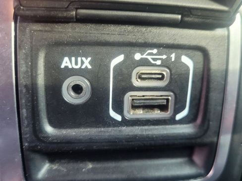 Used 2020 Jeep Wrangler Unlimited Rubicon w/ Quick Order Package 28Y Recon AWD/4WD image 29