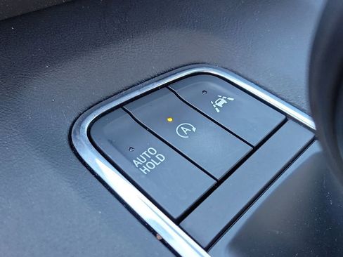 Used 2023 Cadillac Escalade Premium Luxury w/ LPO, Radiant Package image 34