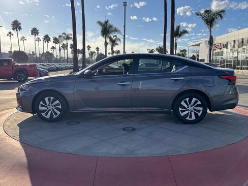 Certified 2025 Nissan Altima 2.5 S image 5