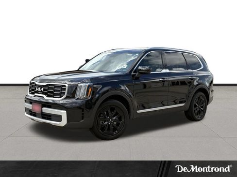 Used 2025 Kia Telluride S FWD image 1
