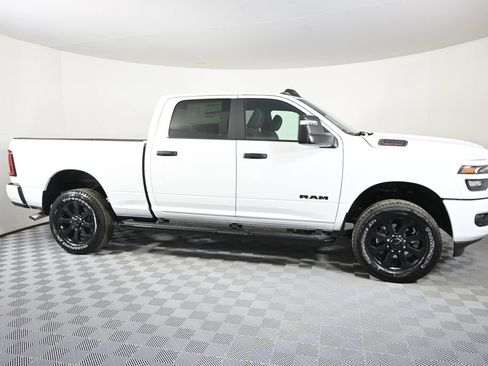 New 2026 RAM 3500 Big Horn AWD/4WD image 9