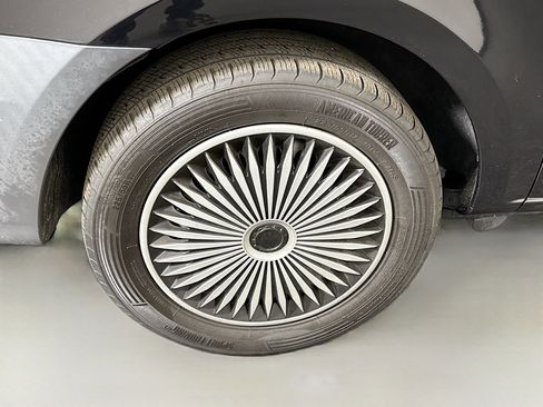 Used 2020 Mercedes-Benz Metris Passenger w/ Premium Safety Package image 30