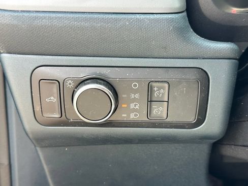 Used 2022 Ford Maverick XL FWD image 33