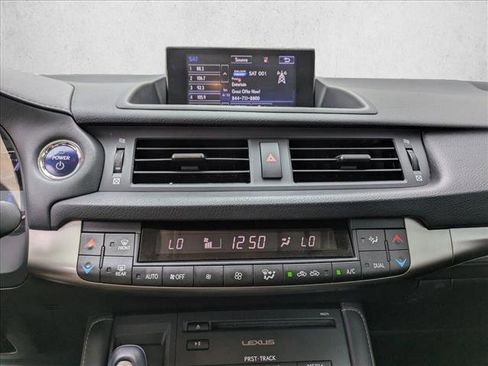 Used 2014 Lexus CT 200h image 14